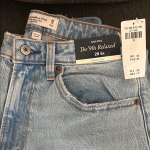 Abercrombie & Fitch Women’s 90s Relaxed Jeans - Light Blue